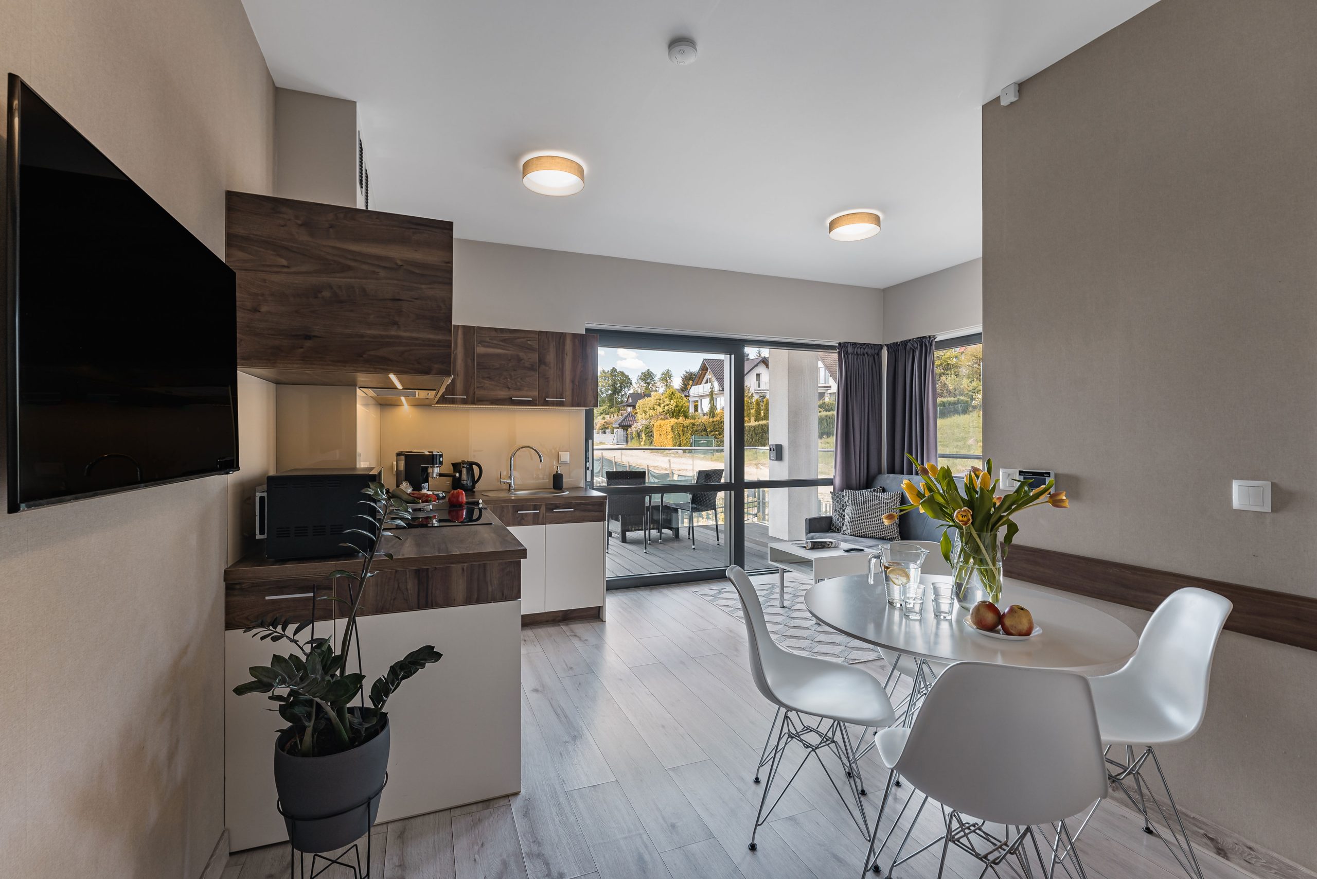 Apartament z bocznym tarasem